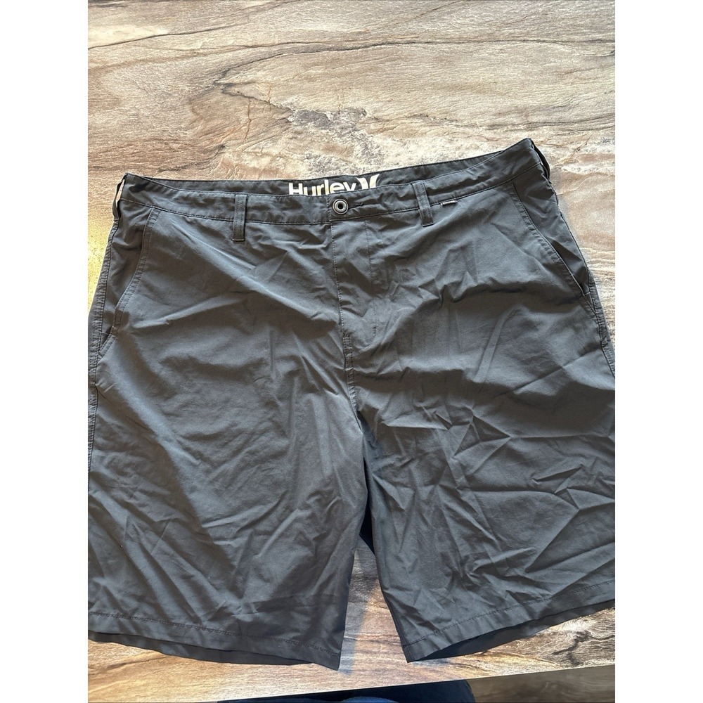 Hurley Shorts Men 40 Black Hybrid Logo Moisture Wicking Flat Front Phantom